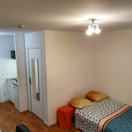 Studio Entier Confortable ! Διαμέρισμα